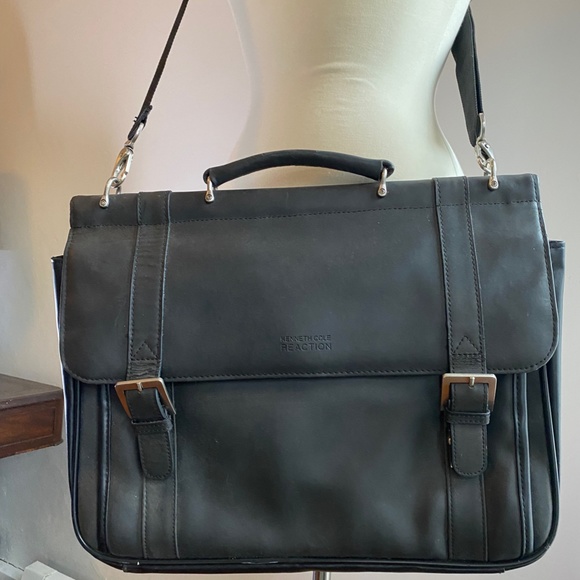 Kenneth Cole Reaction Black Leather Messenger Bag - Picture 2 of 9